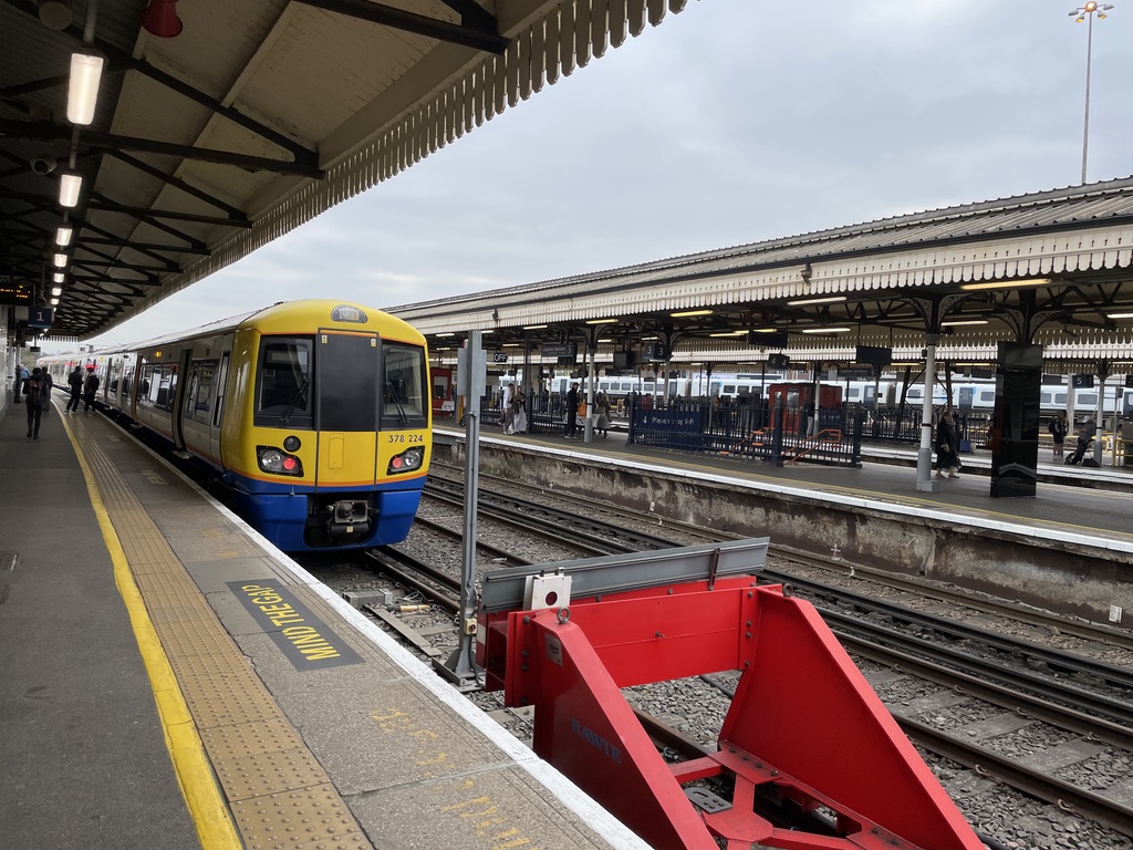 デルタホテルズbyマリオットヒースローウィンザー宿泊記★空港激近!ロンドン市内アクセス良好ホテル 54 ヒースローウィンザーマリオット 宿泊記 朝食 ラウンジ プラチナ特典 ジム アクセス