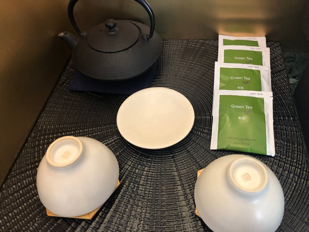 ウェスティン都ホテル京都　宿泊記　ジュニアスイート　子連れ旅　子供添い寝　クラブラウンジ　プール　ジム　SPA　華頂　温泉　spgアメックス紹介　プラチナ特典