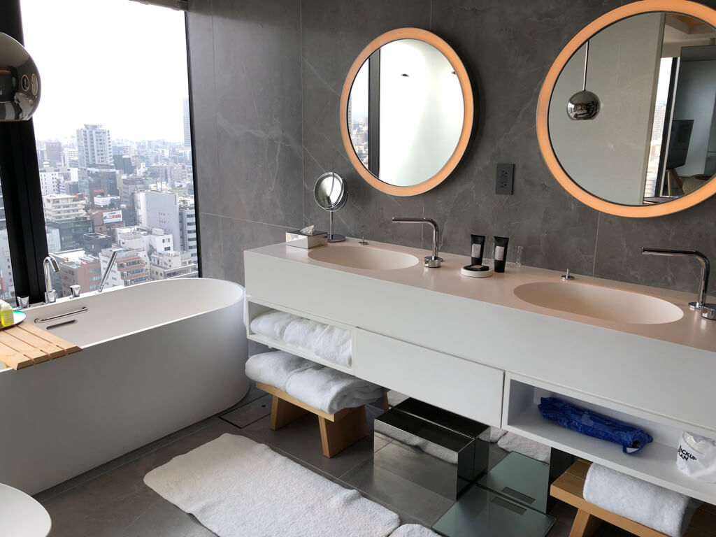 W大阪　子連れ　宿泊記　　ブログ　朝食　マーベラススイート　プール　ジム　バー　添い寝無料　マリオットボンヴォイアメックス　紹介