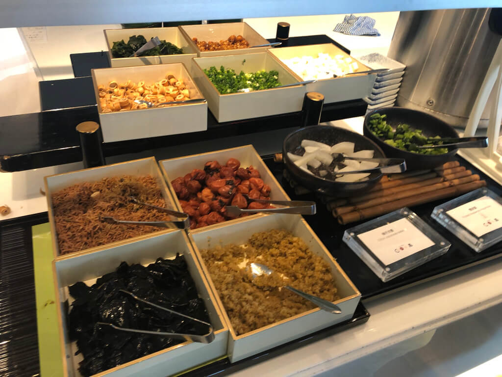 大阪マリオット都ホテル　ブログ　ジュニアスイート　子供添い寝無料　宿泊記　連休　格安　朝食　ラウンジ　あべのハルカス　プラチナ特典　　駐車場　マリオットボンヴォイアメックス紹介