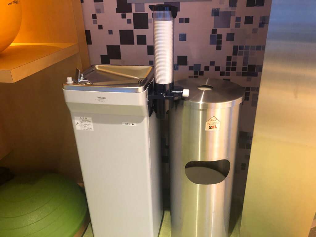 シェラトン沖縄サンマリーナリゾート　サウスタワー　宿泊記　プレミアムオーシャンツイン　フィットネスジム　大浴場　プール　サウナ　コンビニ　アメニティ