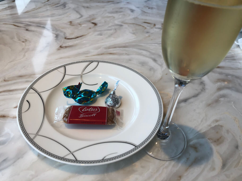 名古屋マリオットアソシアホテルデラックス　スイート　宿泊記　朝食　コンシェルジュ　ラウンジ　　フィットネスジム　プール　spgアメックス　紹介　プラチナ特典