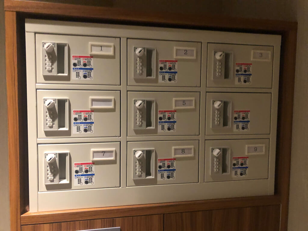 シェラトン沖縄サンマリーナリゾート　サウスタワー　宿泊記　プレミアムオーシャンツイン　フィットネスジム　大浴場　プール　サウナ　コンビニ　アメニティ