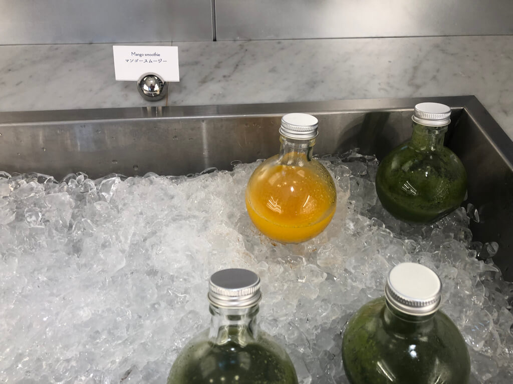 W大阪　マーベラススイート　子連れ　宿泊記 SPGアメックス紹介　朝食　プール　WETバー　サウナ　大浴場　フィットネスジム　駐車場　プラチナ特典　ルームサービス