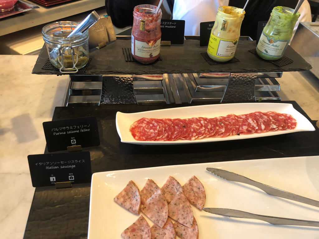 名古屋マリオットアソシアホテル　デラックスダブル　スタンダードダブル　子連れ　宿泊記　朝食　エリートラウンジ　　フィットネスジム　プール　SPGアメックス　紹介　プラチナ特典　ゴールド特典