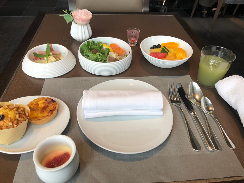 リッツカールトン東京 宿泊記 子連れ 添い寝 クラブラウンジ 朝食 アクセス プラチナ特典 SPGアメックス紹介