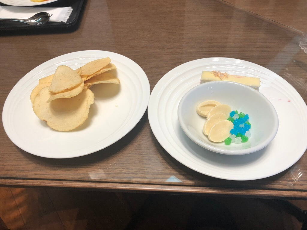 大阪マリオット都ホテル　ブログ　ジュニアスイート　子供添い寝無料　宿泊記　連休　格安　朝食　ラウンジ　あべのハルカス　プラチナ特典　　駐車場　マリオットボンヴォイアメックス紹介