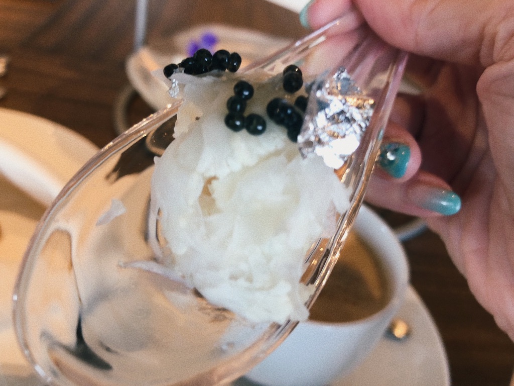 リッツカールトン福岡　クラブラウンジ　朝食　料金　アフタヌーンティ