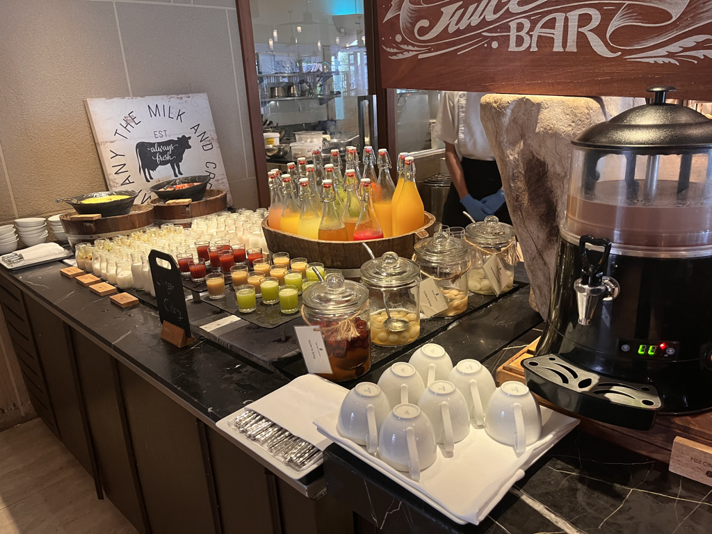 【ザ リッツ カールトン コ サムイ朝食編】種類豊富でロケーション良し!だけどアレは激マズ。。。 43 ザ リッツ カールトン コ サムイ 朝食