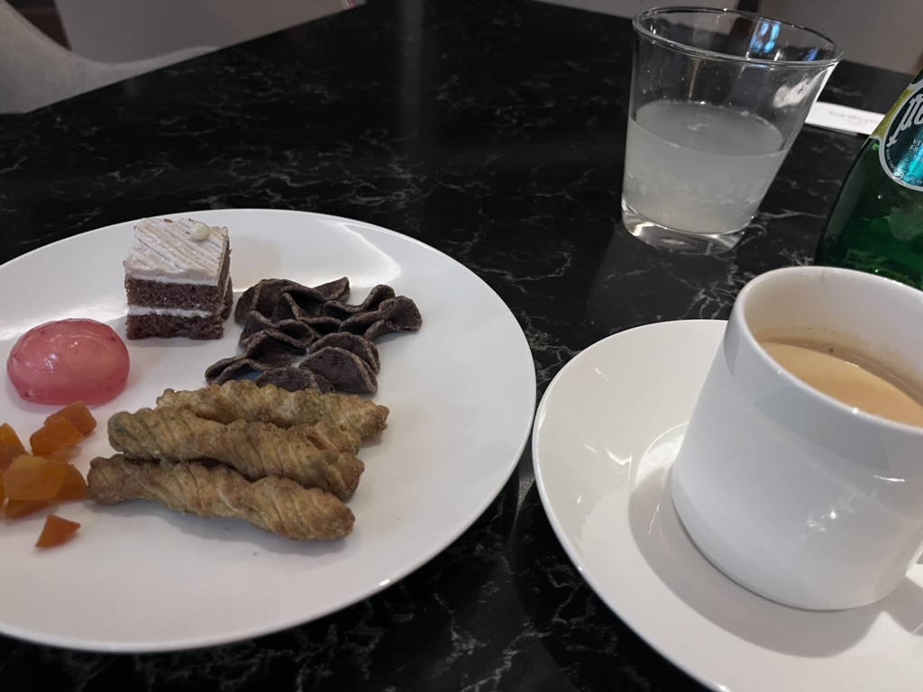 ウェスティン都ホテル京都クラブラウンジ　時間　メニュー　ブログ