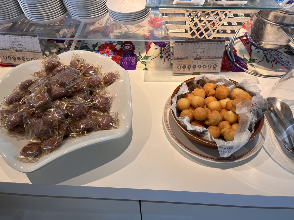 シェラトン沖縄サンマリーナリゾート　朝食　ビュッフェ　レストラン　クラブラウンジ　ブログ