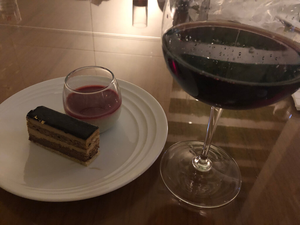 大阪マリオット都ホテル　ブログ　ジュニアスイート　子供添い寝無料　宿泊記　連休　格安　朝食　ラウンジ　あべのハルカス　プラチナ特典　　駐車場　マリオットボンヴォイアメックス紹介