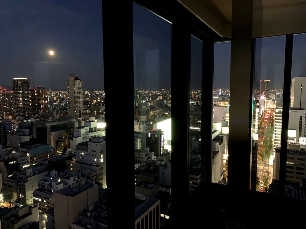 W大阪　マーベラススイート　子連れ　宿泊記 SPGアメックス紹介　朝食　プール　WETバー　サウナ　大浴場　フィットネスジム　駐車場　プラチナ特典　ルームサービス