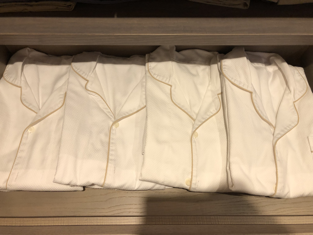 ウェスティン都ホテル京都　子連れ　宿泊記　ブログ　2ベッドルームスイート 1キングベッド＆2シングルベッド　子供添い寝　ジム　プール　温泉　朝食　クラブラウンジ　spgアメックス紹介　プラチナ特典　アメニティ