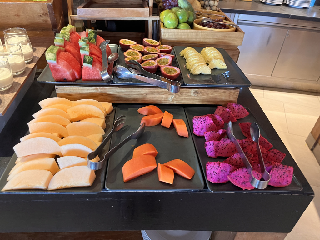 wコーサムイ　朝食　プラチナ特典