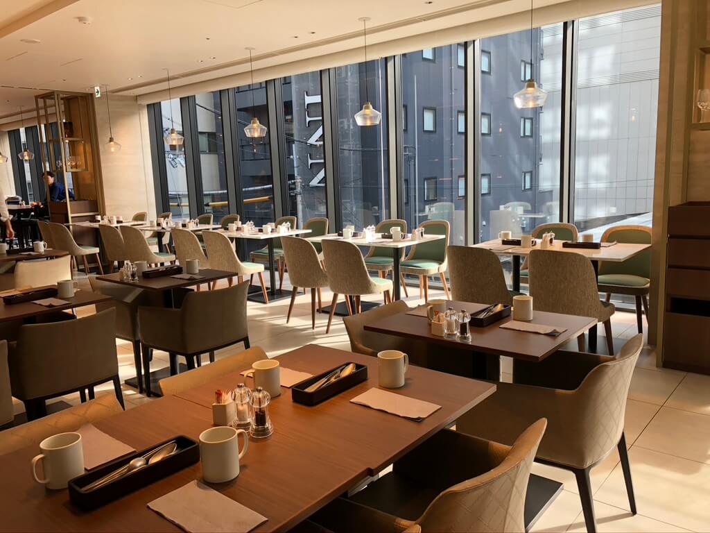 コートヤード・バイ・マリオット大阪本町　宿泊記　朝食　ハッピーアワー　カクテルタイム　アップグレード　プラチナ特典　エコキャンペーン　SPGアメックス　紹介