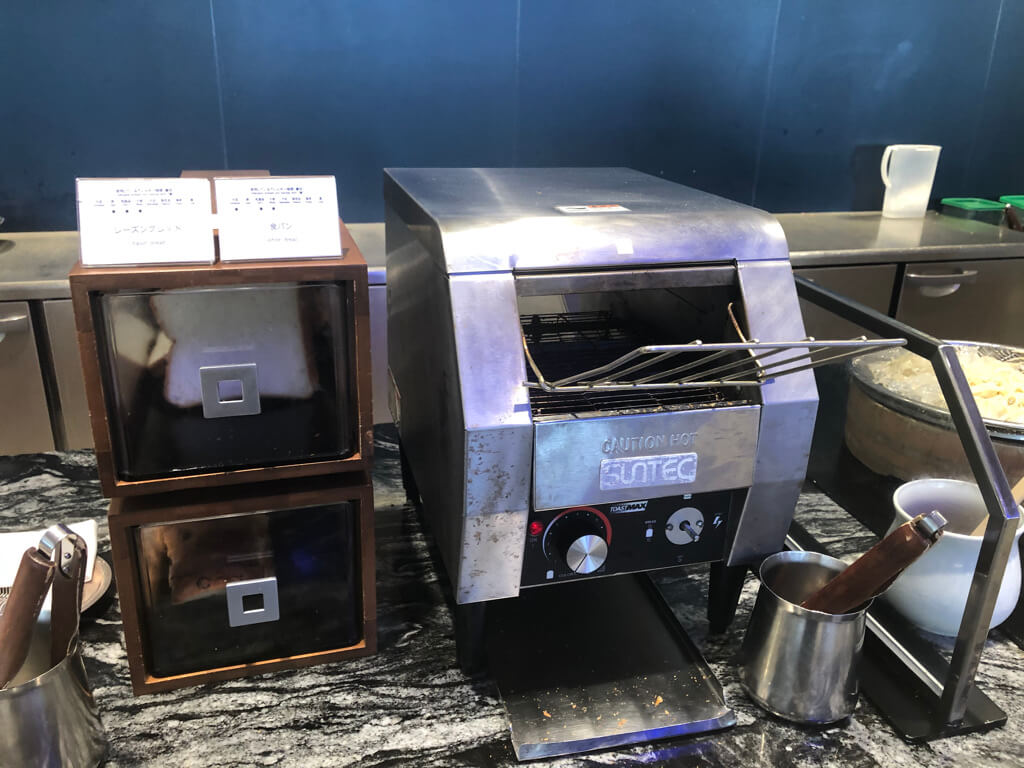 ルネッサンスリゾートオキナワ　クラブサビー宿泊記　朝食　ランチ　ディナー　周辺ご飯　セイルフィッシュ