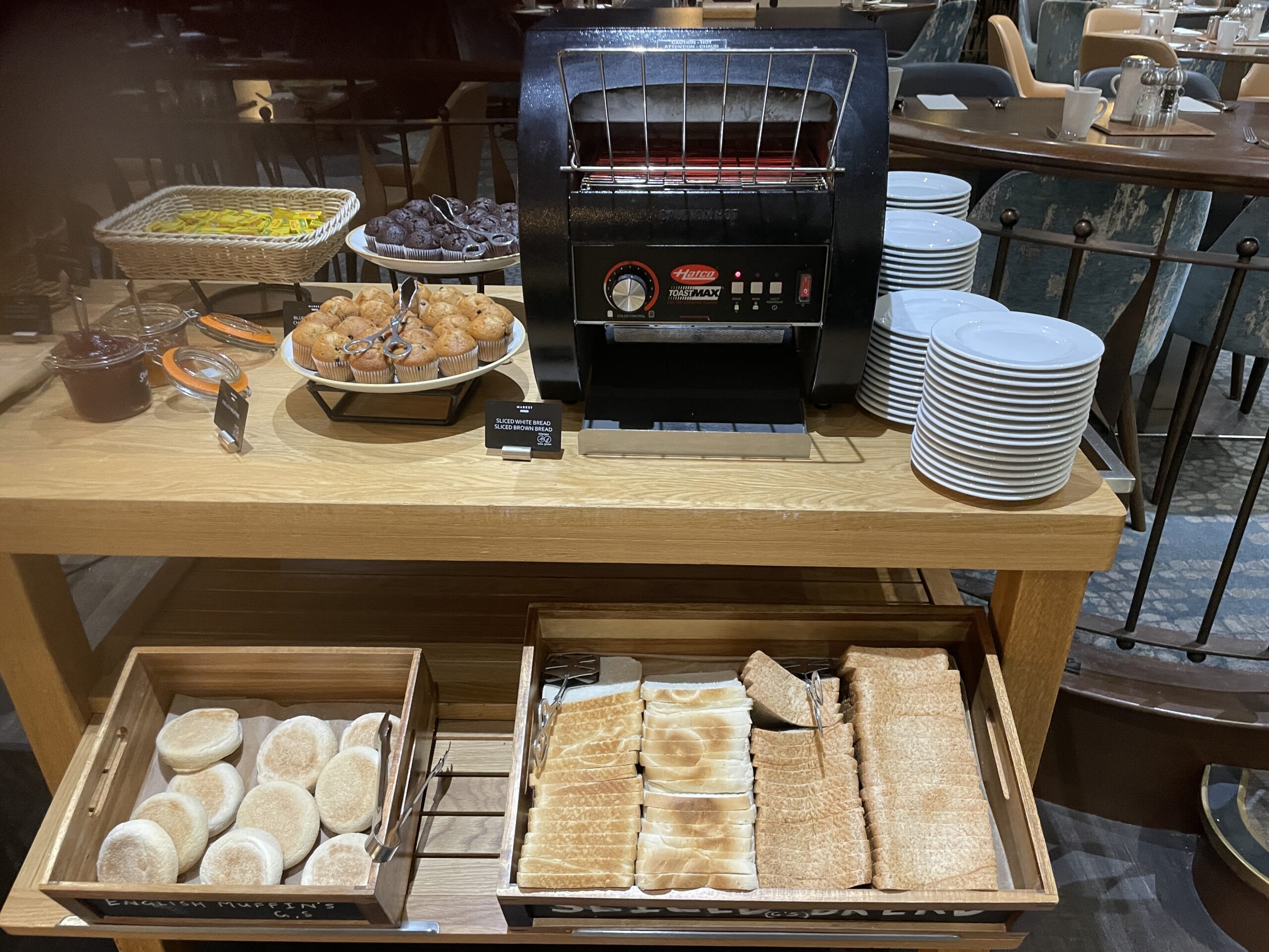 デルタホテルズbyマリオットヒースローウィンザー宿泊記★空港激近!ロンドン市内アクセス良好ホテル 29 ヒースローウィンザーマリオット 宿泊記 朝食 ラウンジ プラチナ特典 ジム