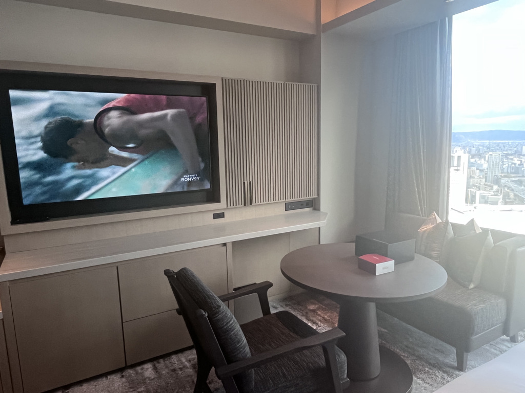 43240CAC BC59 4C2D B52A CA3A6F4CB8CA 1 105 c