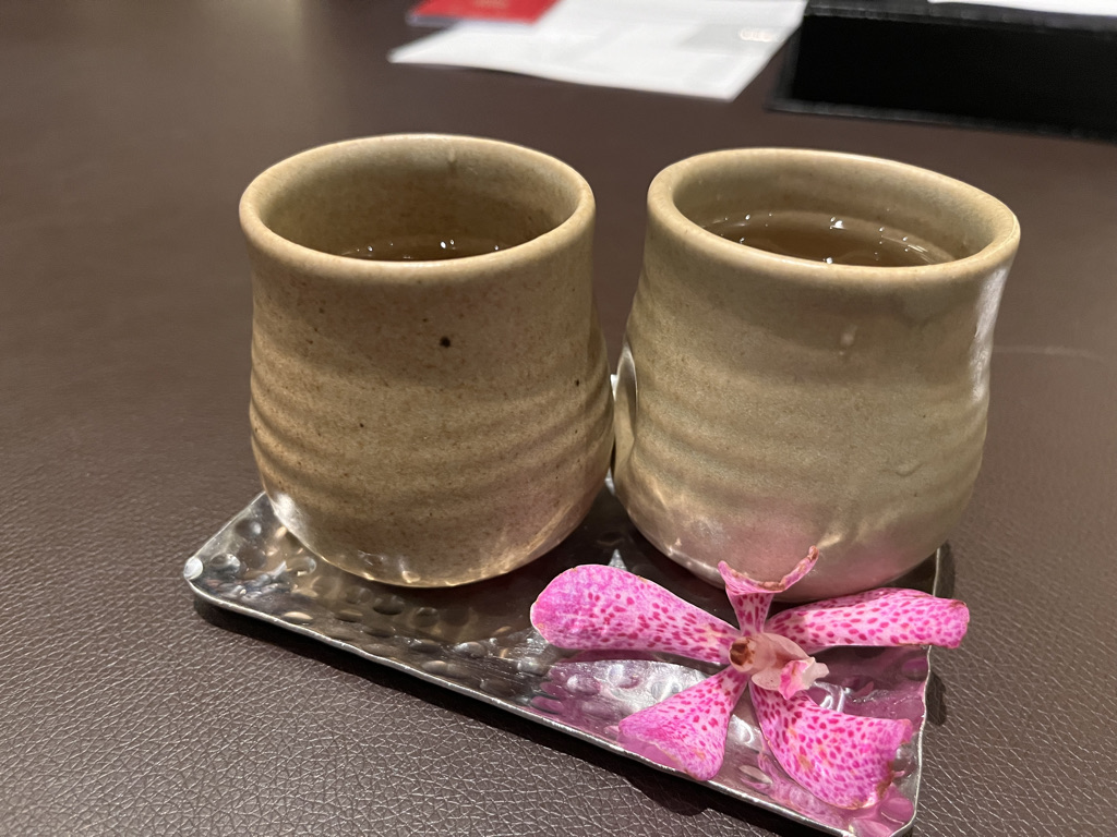 セントレジスバンコク　宿泊記　送迎　アクセス　朝食　プール　ジム　サウナ　子供添い寝年齢　マリオットボンヴォイアメックス　プラチナ特典