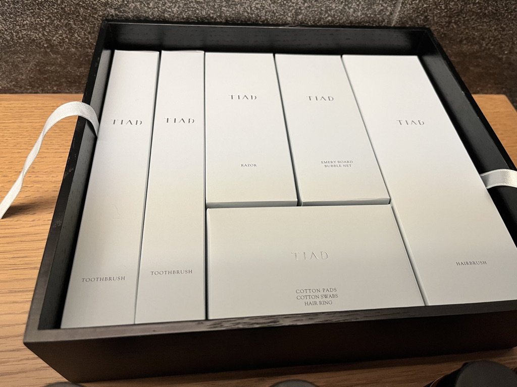 TIAD ティアド　宿泊記　プール　ラウンジ　部屋　ブログ　プラチナ特典