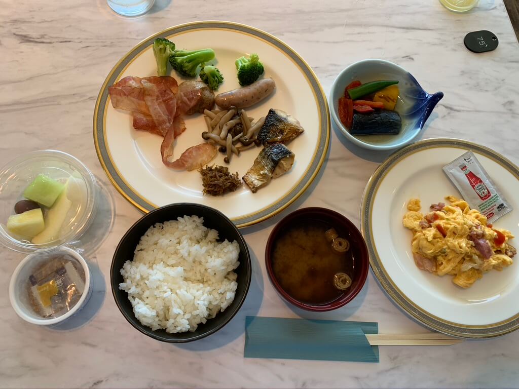 琵琶湖マリオットホテル 温泉ビューバス付 プレミアルームルーム 宿泊記 コロナ 朝食 ラウンジ 地域共通クーポン 施設 感想　spgamex プラチナ特典