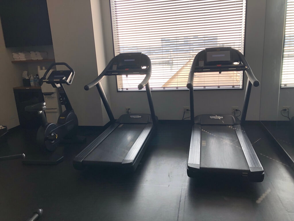 フォーポイントバイシェラトン名古屋中部国際空港　宿泊記　ブログ　プラチナ特典　朝食　駐車場　マリオットボンヴォイアメックス　紹介