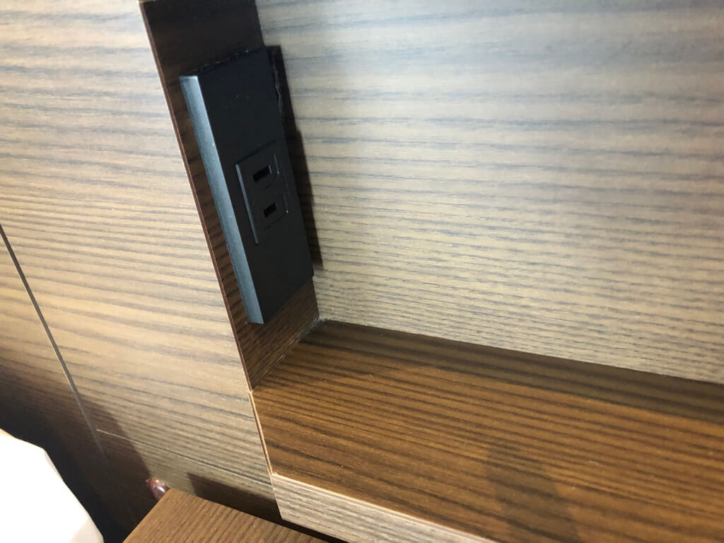 沖縄マリオット 宿泊記 パノラマオーシャンスイートプレミアム 部屋 館内施設 格安宿泊　プラチナ特典 SPGアメックス紹介　ジム　プール　スパ