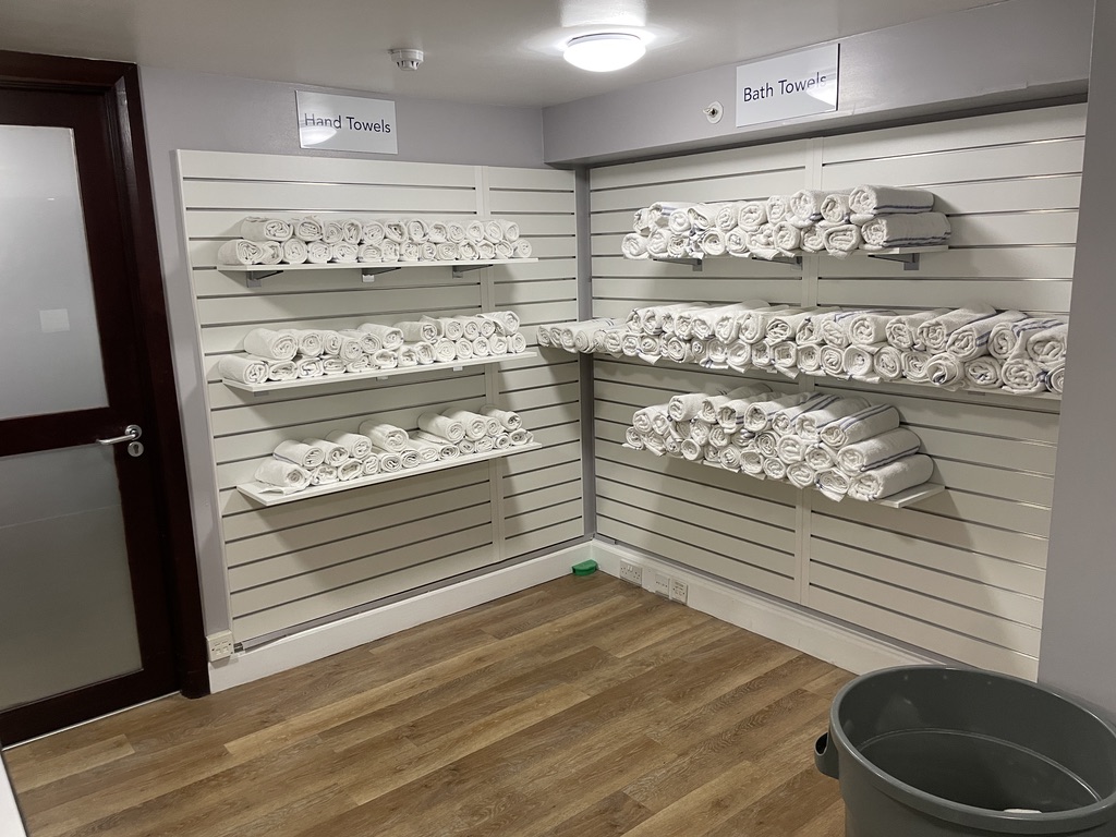 デルタホテルズbyマリオットヒースローウィンザー宿泊記★空港激近!ロンドン市内アクセス良好ホテル 51 ヒースローウィンザーマリオット 宿泊記 朝食 ラウンジ プラチナ特典 ジム