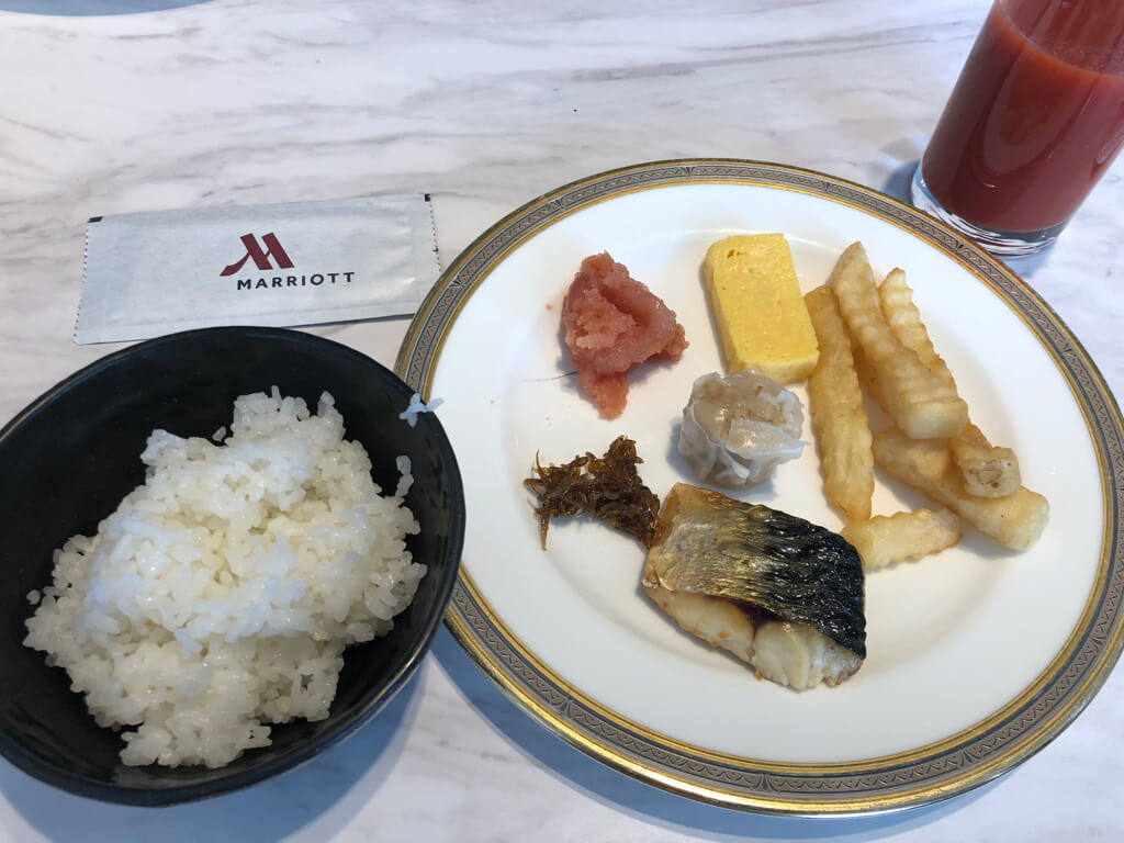 琵琶湖マリオット 宿泊記　ブログ　子連れ　体育館　朝食　　ラウンジ　マリオットボンヴォイアメックス　紹介　プラチナ特典　ゴールド特典　子供添い寝無料