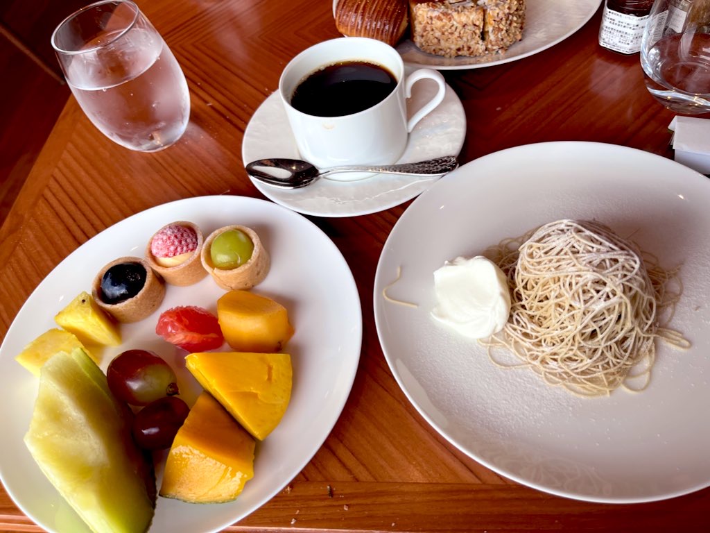 マリオットボンヴォイアメックス　特典　紹介