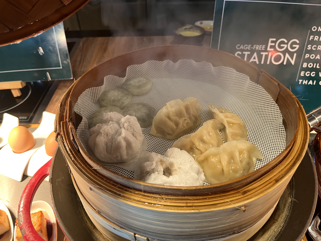 wコーサムイ　朝食　プラチナ特典