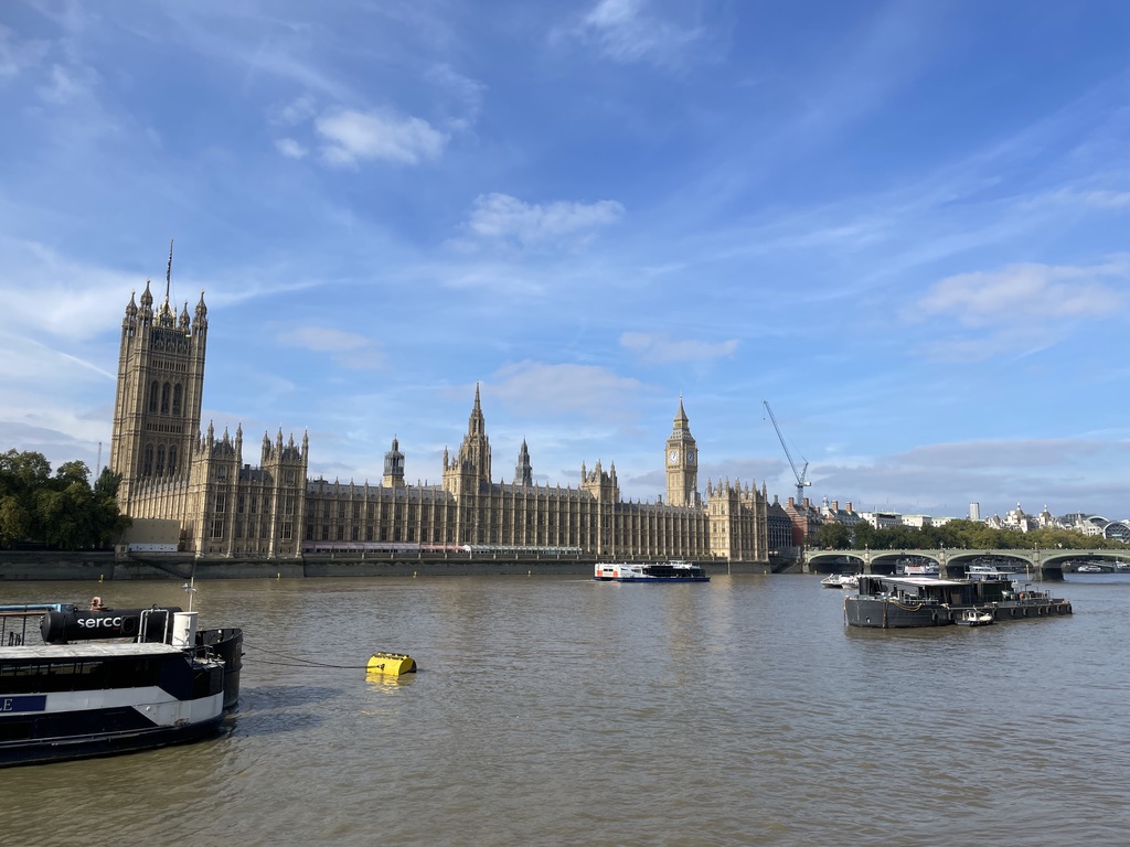 ヒースローウィンザーマリオット　宿泊記　朝食　ラウンジ　プラチナ特典　ジム　アクセス
