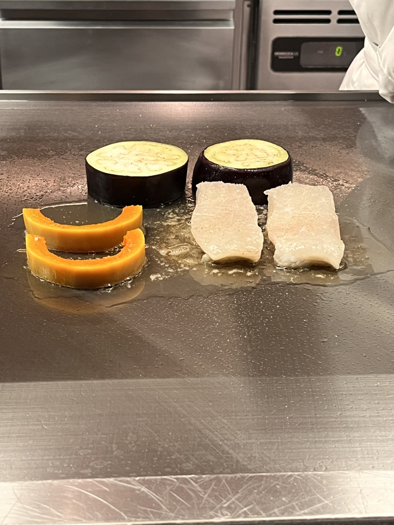 JWマリオット奈良の校倉(あぜくら)で鉄板焼ランチを味わってきました〜!割引やお値段以上に食べれる方法とは 3 マリオット奈良 ランチ 校倉 鉄板焼 レストラン 割引 マリオット特典 誕生日 記念日