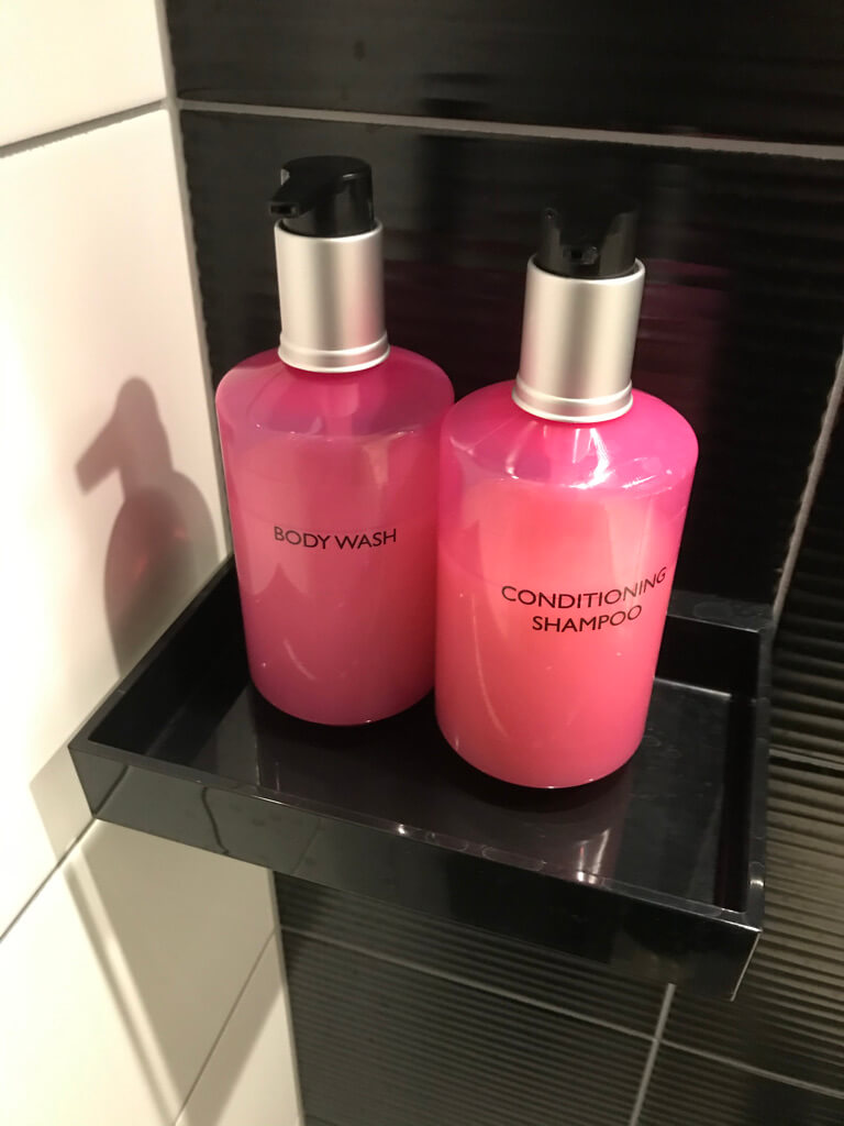 モクシー大阪梅田　アメニティ