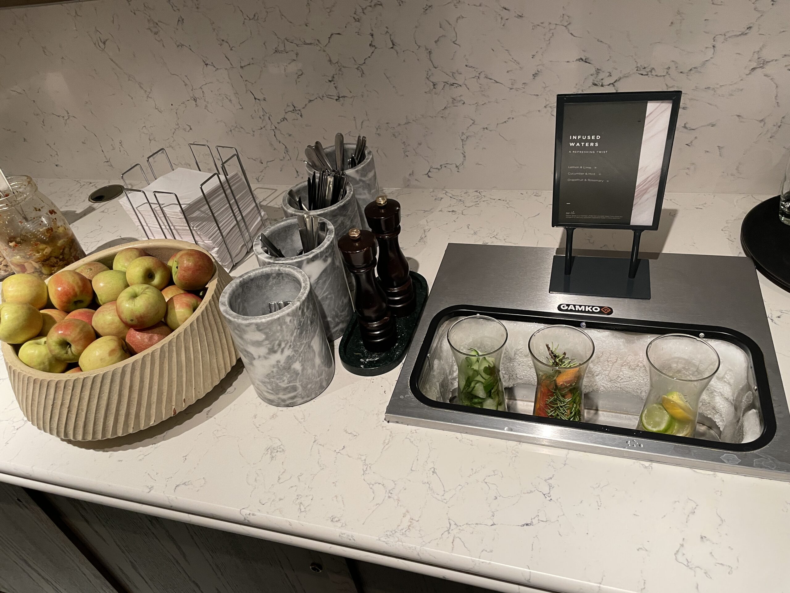 No.１ラウンジヒースローターミナル２