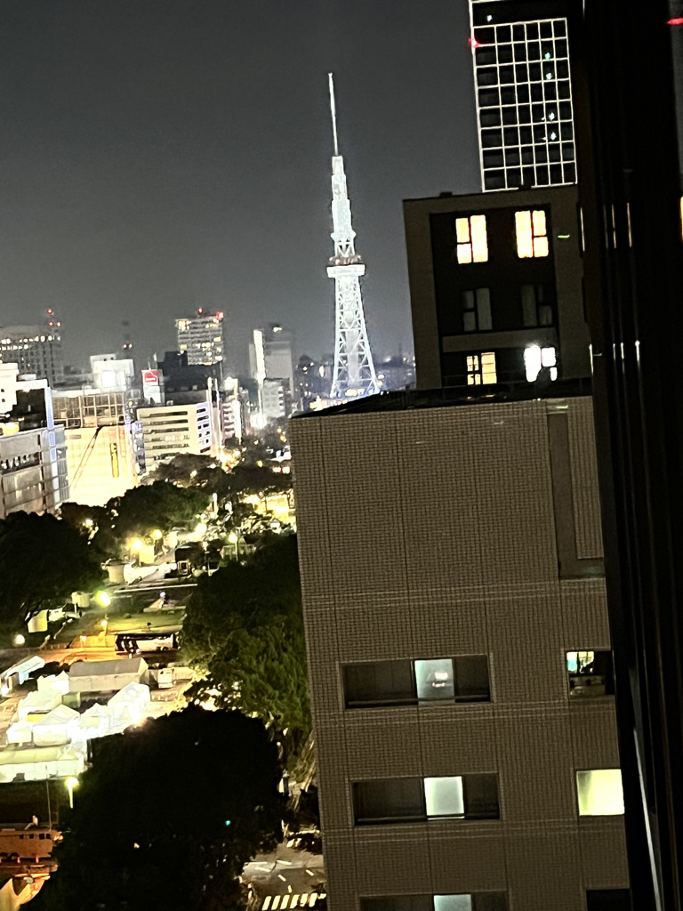 TIAD ティアド　宿泊記　プール　ラウンジ　部屋　ブログ　プラチナ特典