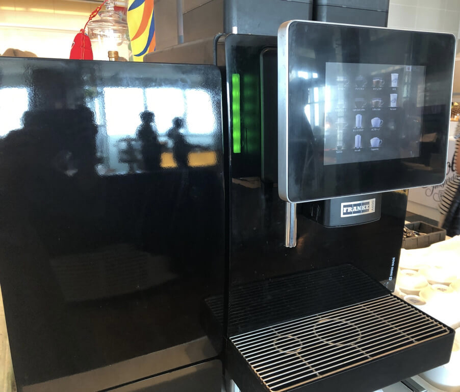 大阪マリオット都ホテル　ブログ　ジュニアスイート　子供添い寝無料　宿泊記　連休　格安　朝食　ラウンジ　あべのハルカス　プラチナ特典　　駐車場　マリオットボンヴォイアメックス紹介