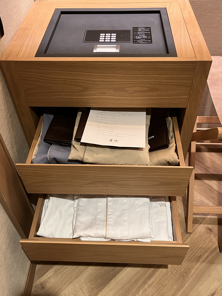 ウェスティン都ホテル京都　プラチナ　ブログ　子連れ　アップグレード　スイート　アクセス　無料バス　ジム