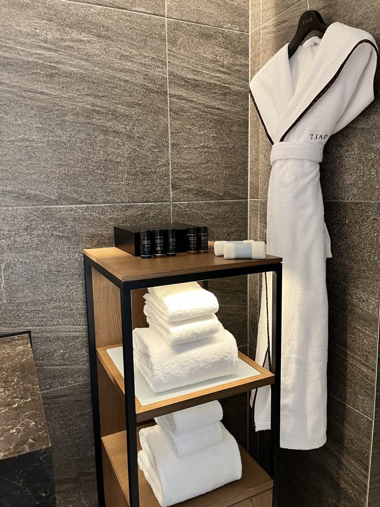 TIAD ティアド　宿泊記　プール　ラウンジ　部屋　ブログ　プラチナ特典