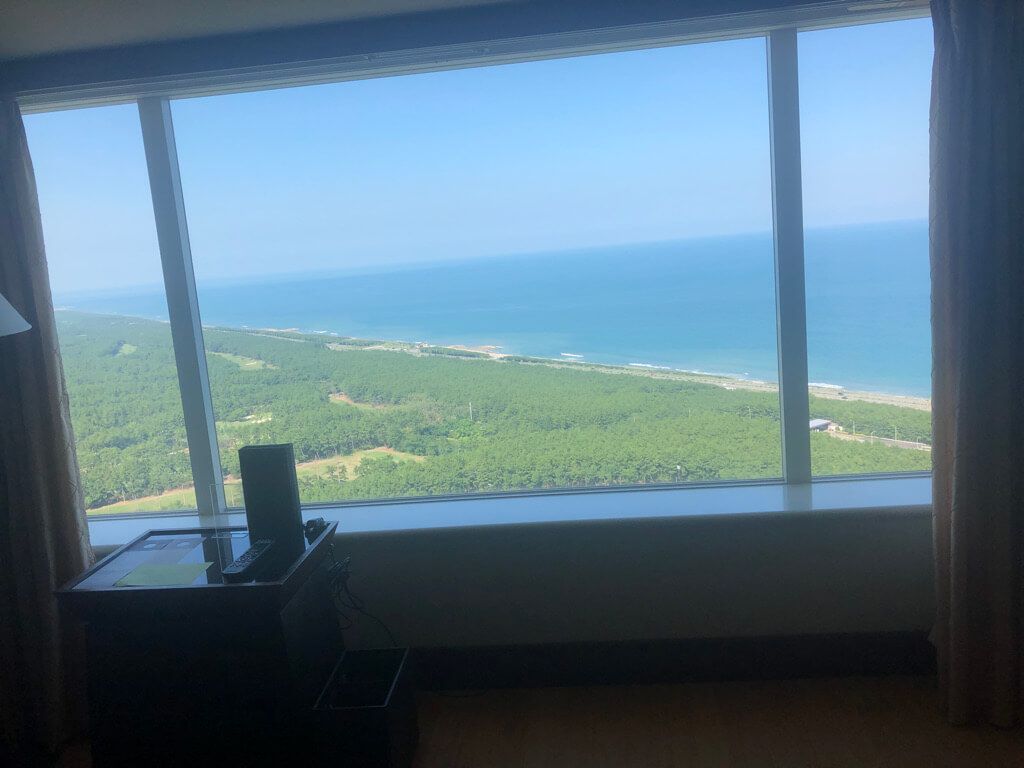 宮崎シェラトン　シーガイア　シェラトン・グランデ・オーシャンリゾート　子連れ　宿泊記　ブログ　激安　無料　宿泊　朝食　ラウンジ　プール　花火　子供添い寝　SPGアメックス　紹介　プラチナ特典　クラブラウンジ