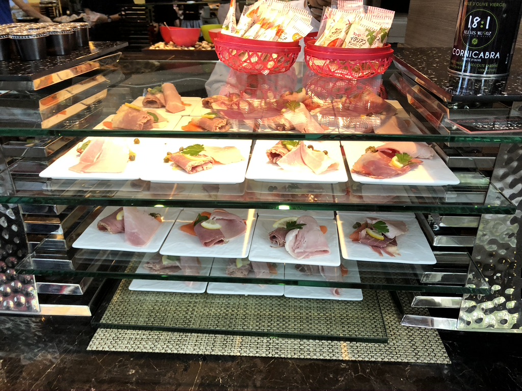 東京マリオットホテル宿泊記☆朝食のコロナ感染対策は?混雑時間・激ウマと評判なカレーパンの感想など 6 マリオットホテル宿泊記 朝食 コロナ 感染対策 混雑時間 カレーパン 感想 レビュー