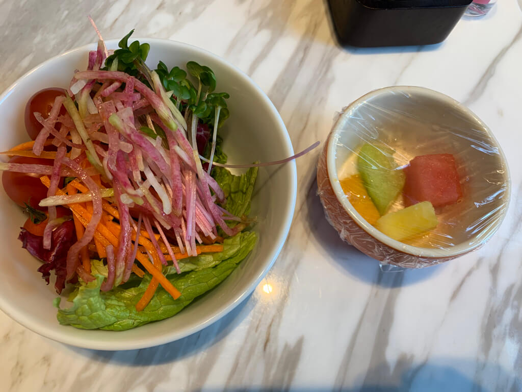 コートヤード・バイ・マリオット大阪本町　宿泊記　朝食　ハッピーアワー　カクテルタイム　アップグレード　プラチナ特典　エコキャンペーン　SPGアメックス　紹介