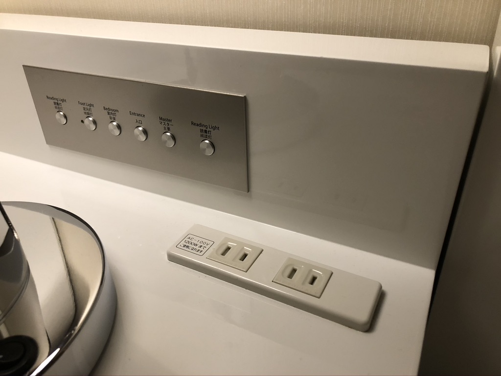 【東京マリオットホテル】デラックスツイン宿泊記☆繁忙期の宿泊はチェックインに要注意!泊まるなら心構えが必要。 5 東京マリオットホテル デラックスツイン 宿泊記 チェックイン 大行列 コロナ