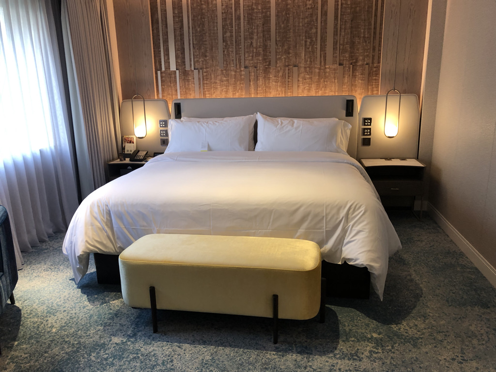 ウェスティン都ホテル京都　子連れ　宿泊記　ブログ　2ベッドルームスイート 1キングベッド＆2シングルベッド　子供添い寝　ジム　プール　温泉　朝食　クラブラウンジ　spgアメックス紹介　プラチナ特典　アメニティ