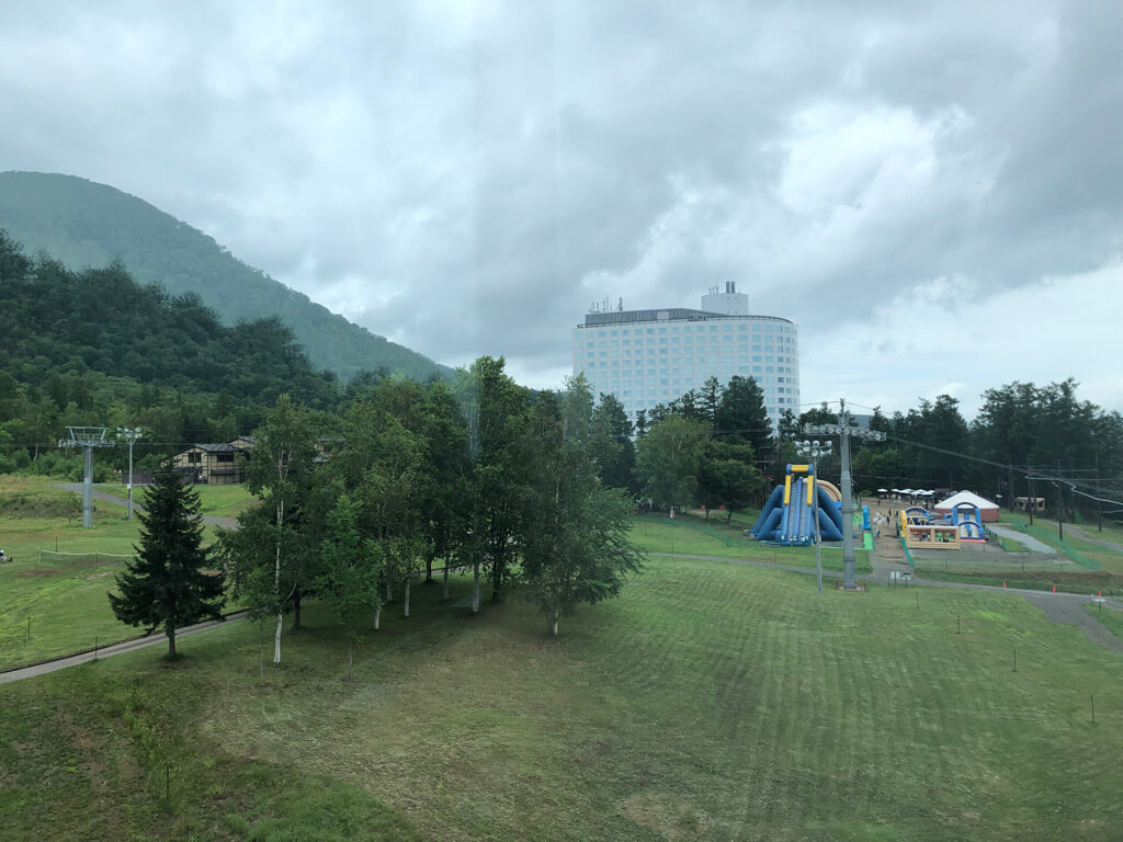 ニセコ東山ビレッジリッツカールトンリザーブ　子連れ　ブログ　宿泊記　プラチナ特典　朝食　アクティビティ　温泉　プール　マリオットボンヴォイアメックスプレミアム　紹介