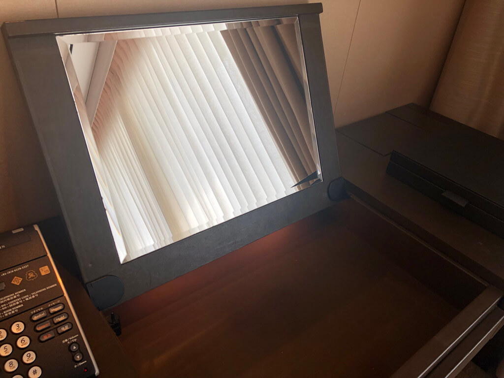 セントレジス大阪　ブログ　　宿泊記　子供添い寝　朝食　アクセス　駐車場　タイタニックオムレツ　プラチナ特典　バトラーサービス　マリオットボンヴォイアメックス　紹介　アメニティ