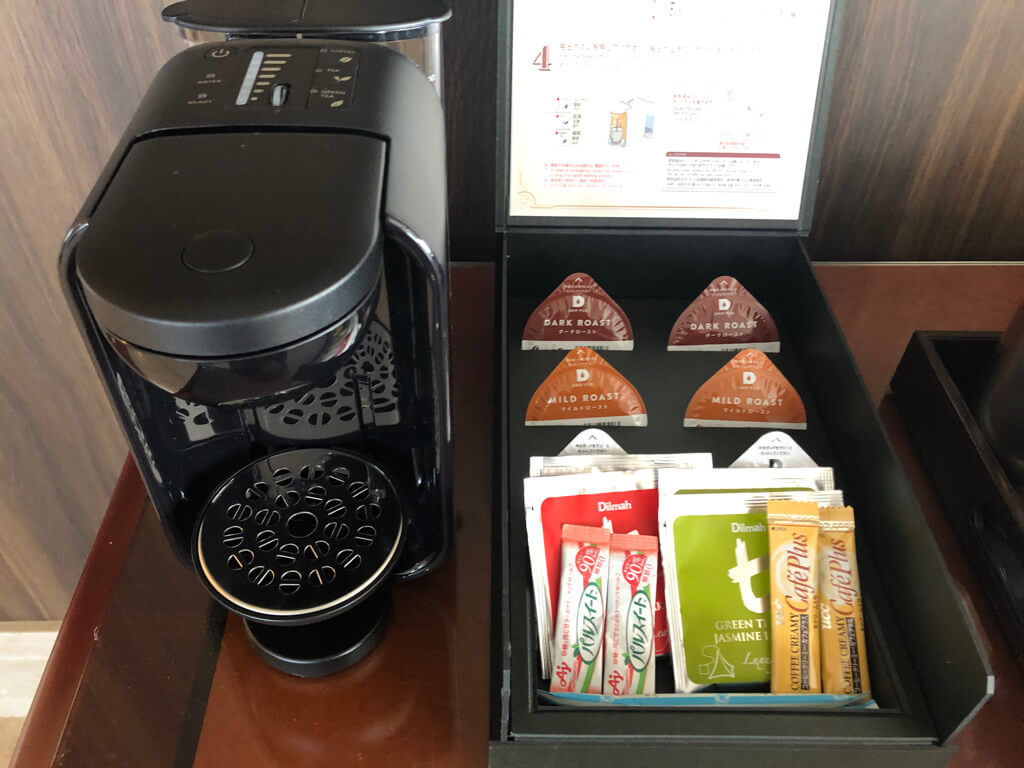 沖縄マリオット 宿泊記 パノラマオーシャンスイートプレミアム 部屋 館内施設 格安宿泊　プラチナ特典 SPGアメックス紹介　ジム　プール　スパ