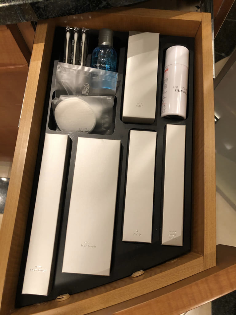 リッツカールトン東京　宿泊記　子連れ　添い寝　クラブラウンジ　朝食　アクセス　プラチナ特典　SPGアメックス紹介