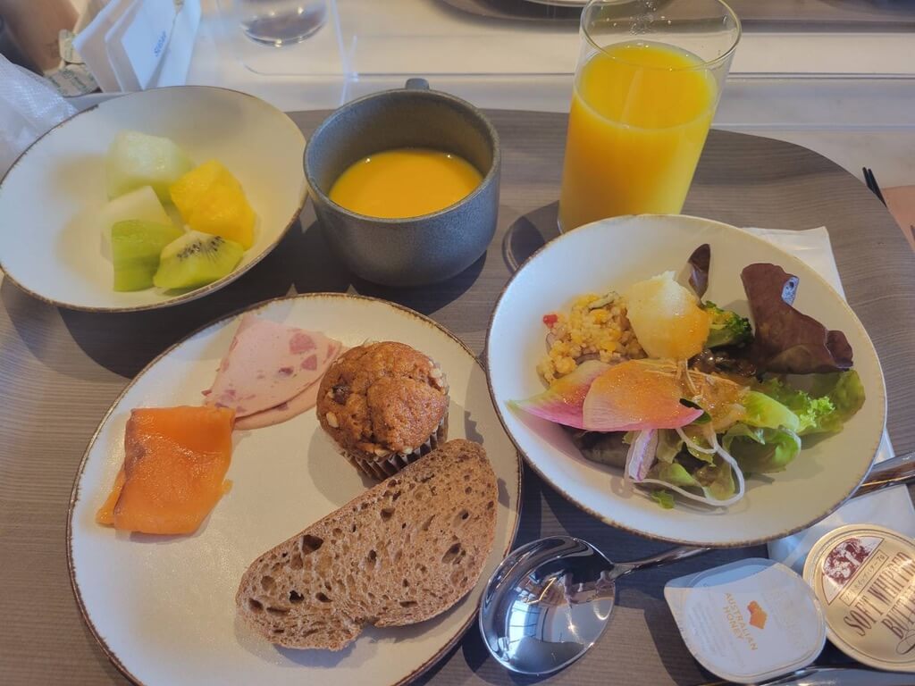 コートヤード・バイ・マリオット名古屋　宿泊記 ブログ　開業日　朝食　コインランドリー　フィットネスジム　ラウンジ　プラチナ特典　マリオットボンヴォイアメックスプレミアム紹介　アクセス